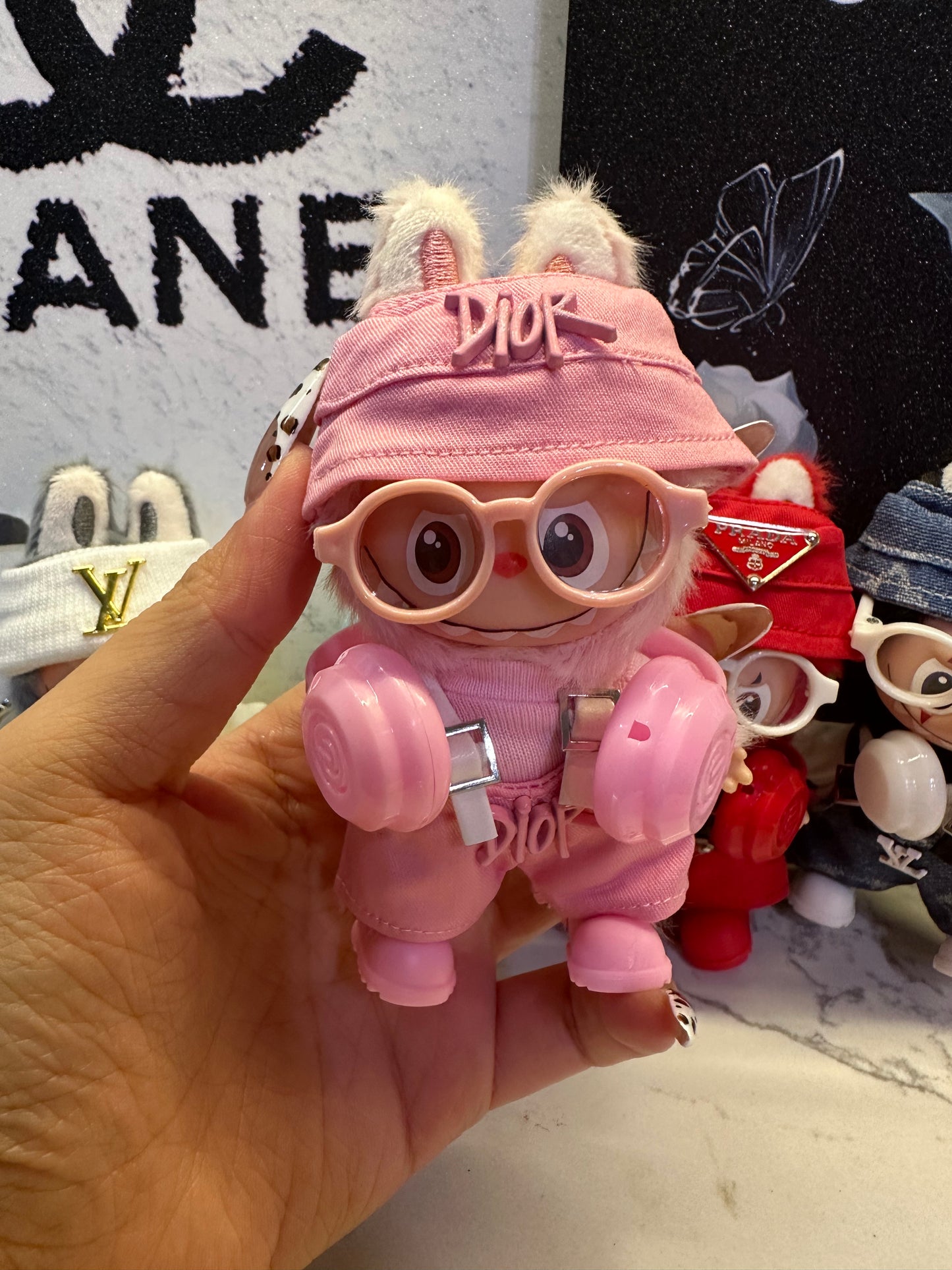 V4 dxor overall outfit set