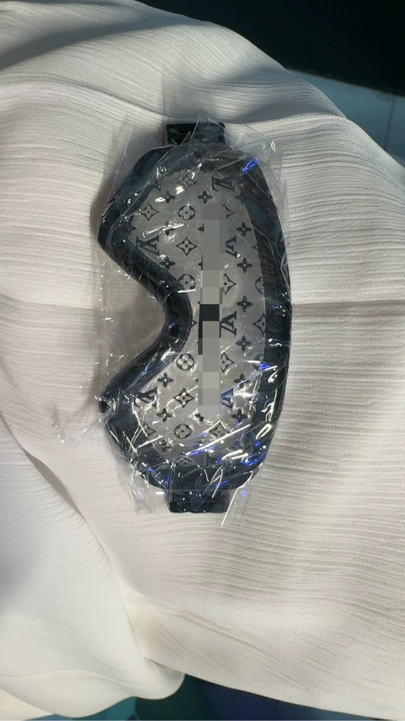 Ski goggles